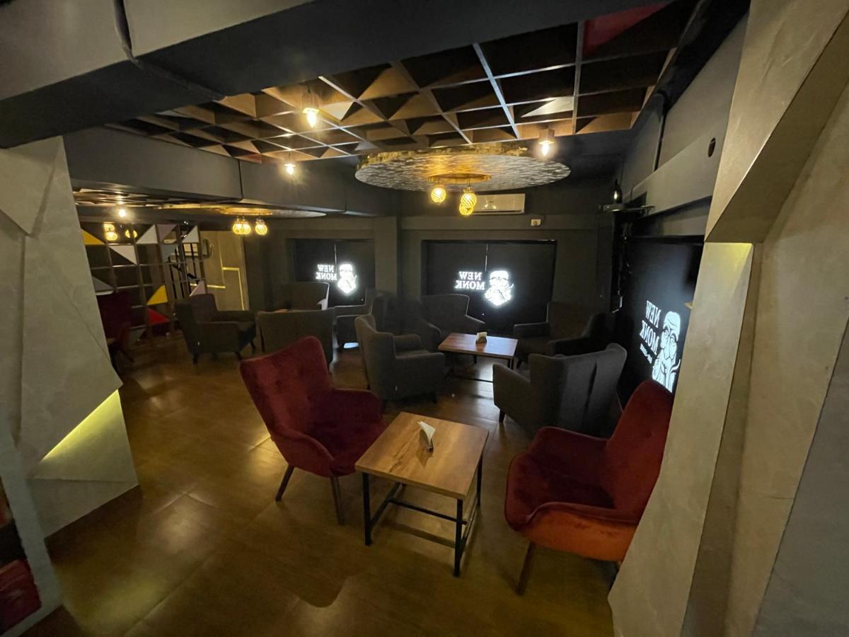 Hotel Yamuna Adur Екстер'єр фото