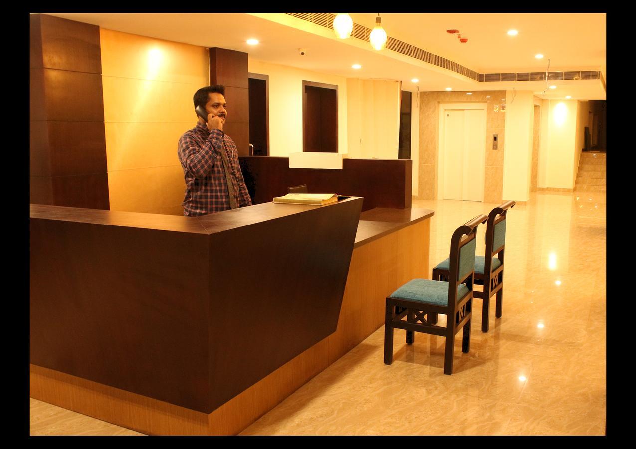 Hotel Yamuna Adur Екстер'єр фото