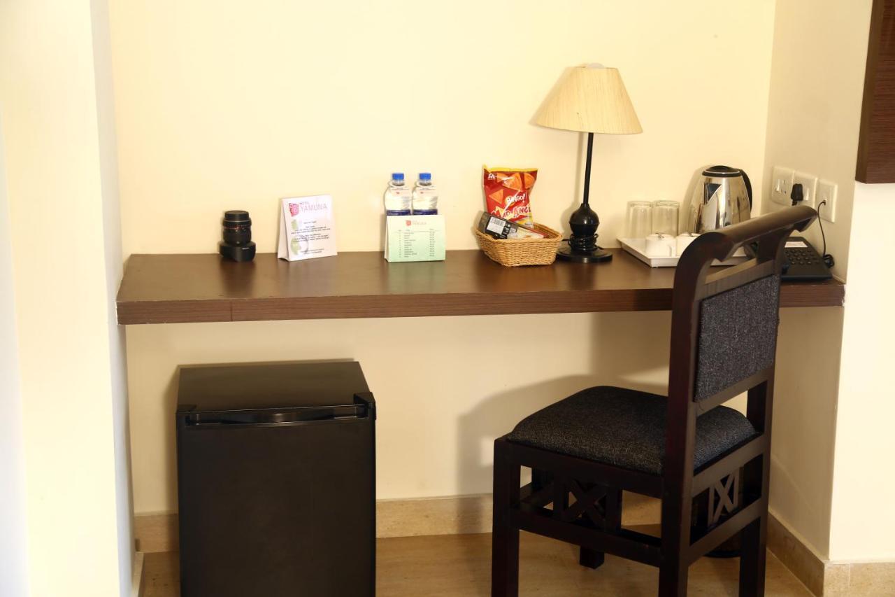 Hotel Yamuna Adur Екстер'єр фото